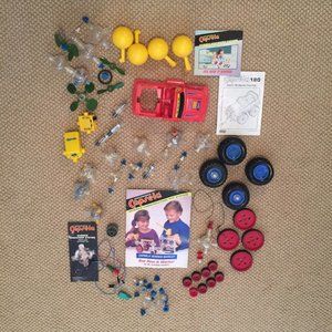 Capsela - Motorized Construction Toy